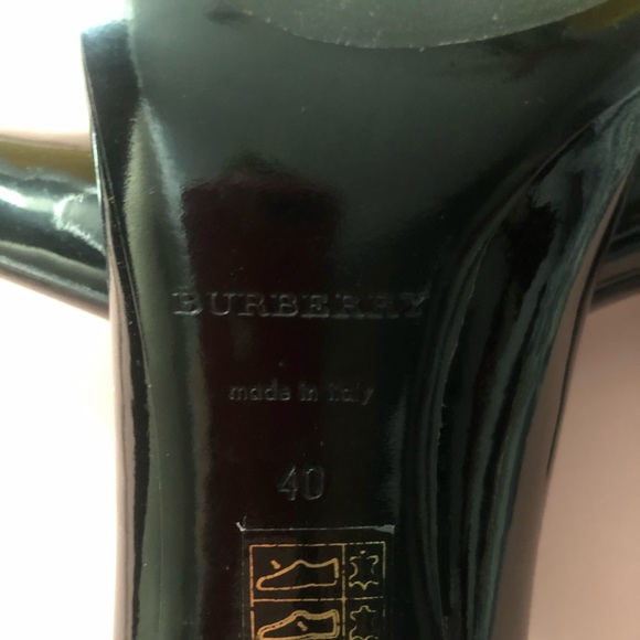 Burberry Black Patent Leather PointToe pumps40 - Picture 5 of 12